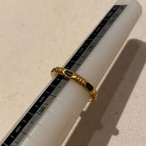 ANTIQUE RING IN 18K GOLD WITH BLACK STONES EARLY 1900S 2 grams